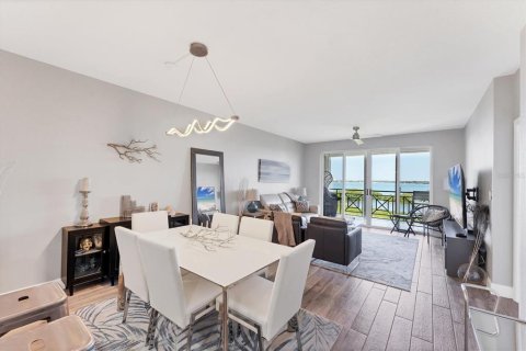 Condo in Saint Petersburg, Florida, 2 bedrooms  № 1670196 - photo 16
