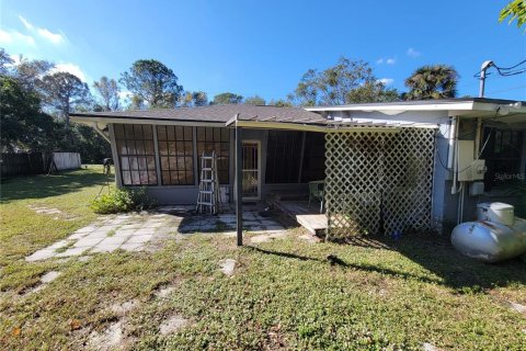 Casa en venta en Mims, Florida, 2 dormitorios, 129.97 m2 № 1680659 - foto 5