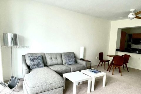 Condominio en alquiler en Miami, Florida, 1 dormitorio, 63.92 m2 № 2010258 - foto 6