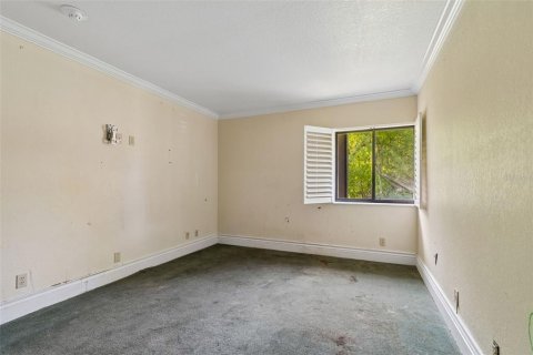 Condo in Palm Harbor, Florida, 2 bedrooms  № 2202127 - photo 27