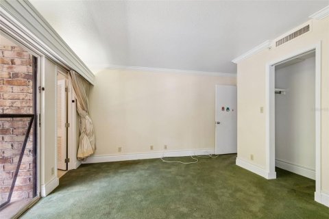 Condo in Palm Harbor, Florida, 2 bedrooms  № 2202127 - photo 20