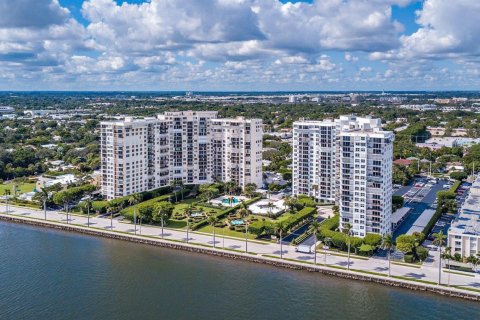 Condo à West Palm Beach, Floride, 1 chambre № 2439180