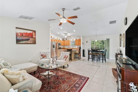 Casa en venta en The Villages, Florida, 3 dormitorios, 129.32 m2 № 1637453 - foto 4