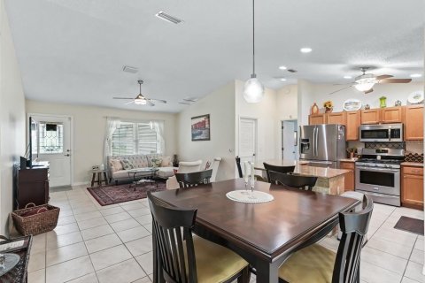 Casa en venta en The Villages, Florida, 3 dormitorios, 129.32 m2 № 1637453 - foto 9