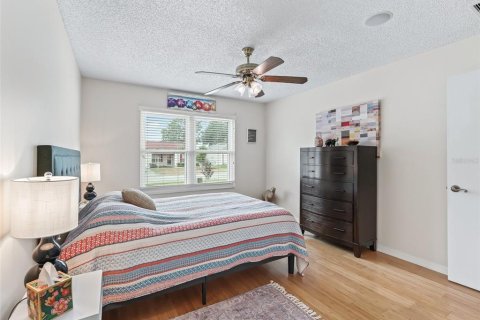Casa en venta en The Villages, Florida, 3 dormitorios, 129.32 m2 № 1637453 - foto 19