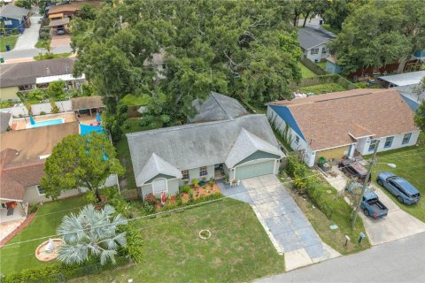 House in Tampa, Florida 3 bedrooms, 141.4 sq.m. № 2225349 - photo 26