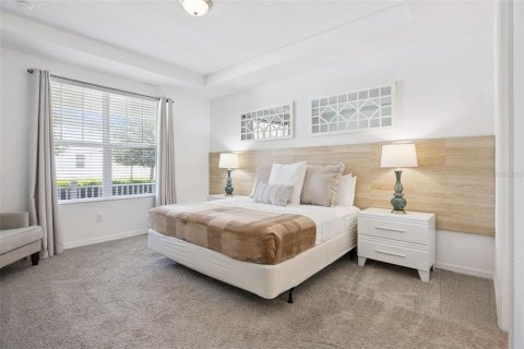 Casa en venta en Kissimmee, Florida, 6 dormitorios, 278.52 m2 № 2298214 - foto 14