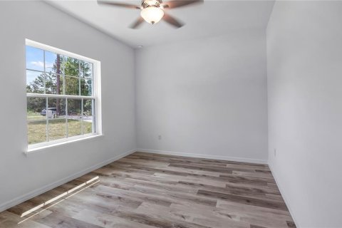 House in Umatilla, Florida 4 bedrooms, 152.73 sq.m. № 1916560 - photo 23