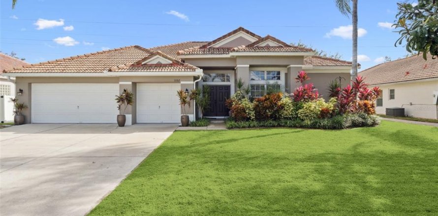 Villa ou maison à Windermere, Floride 4 chambres, 301.75 m2 № 2148361