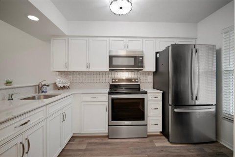 Copropriété à vendre à New Port Richey, Floride: 2 chambres, 77.57 m2 № 1817427 - photo 3