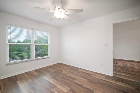 Copropriété à vendre à New Port Richey, Floride: 2 chambres, 77.57 m2 № 1817427 - photo 9