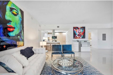 Copropriété à vendre à North Miami Beach, Floride: 2 chambres, 158.31 m2 № 1448728 - photo 4