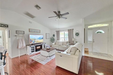 House in Okeechobee, Florida 3 bedrooms, 135.27 sq.m. № 1773746 - photo 18