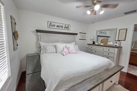 House in Okeechobee, Florida 3 bedrooms, 135.27 sq.m. № 1773746 - photo 22