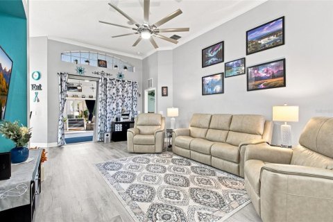 Villa ou maison à vendre à Davenport, Floride: 3 chambres, 193.33 m2 № 2308094 - photo 12