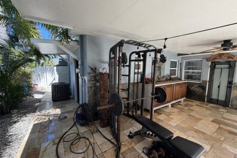 House in Largo, Florida 2 bedrooms, 95.32 sq.m. № 2388122 - photo 7