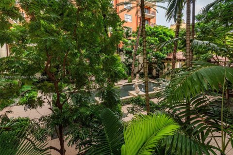 Condominio en venta en Coral Gables, Florida, 1 dormitorio, 86.31 m2 № 1963192 - foto 27