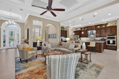 Casa en venta en Palm Coast, Florida, 4 dormitorios, 295.24 m2 № 2383314 - foto 10