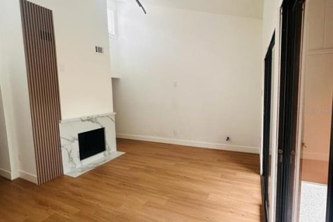 Appartement à louer à Orlando, Floride: 2 chambres, 98.48 m2 № 2429146 - photo 2