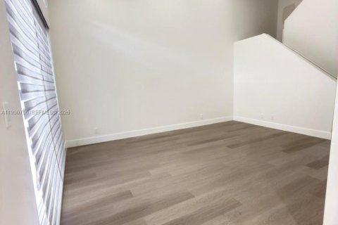 Touwnhouse à louer à Coral Springs, Floride: 3 chambres, 190.26 m2 № 1990889 - photo 15