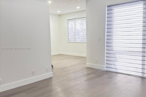 Touwnhouse à louer à Coral Springs, Floride: 3 chambres, 190.26 m2 № 1990889 - photo 14