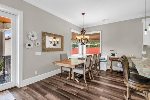 Casa en venta en Orlando, Florida, 4 dormitorios, 297.38 m2 № 2102072 - foto 15