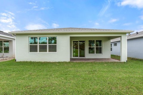 House in Port St. Lucie, Florida 3 bedrooms, 185.53 sq.m. № 2171741 - photo 13