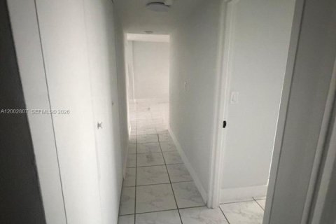 Copropriété à vendre à Miami Beach, Floride: 2 chambres, 102.66 m2 № 2066400 - photo 26