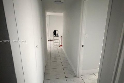 Copropriété à vendre à Miami Beach, Floride: 2 chambres, 102.66 m2 № 2066400 - photo 22