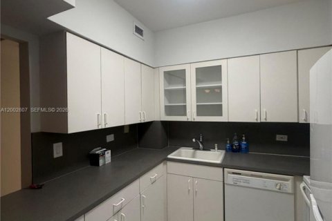 Copropriété à vendre à Miami Beach, Floride: 2 chambres, 102.66 m2 № 2066400 - photo 5