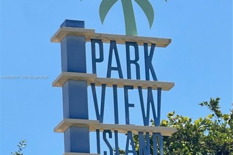 Copropriété à vendre à Miami Beach, Floride: 2 chambres, 102.66 m2 № 2066400 - photo 3