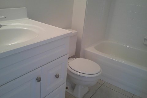 Adosado en alquiler en Port St. Lucie, Florida, 2 dormitorios, 96.71 m2 № 2174085 - foto 10