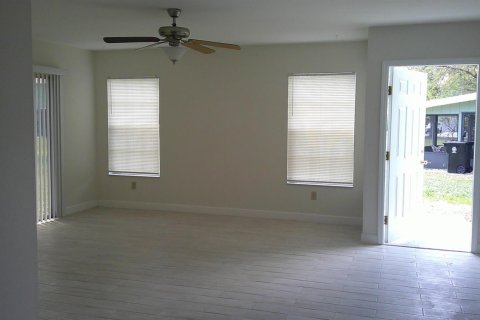 Adosado en alquiler en Port St. Lucie, Florida, 2 dormitorios, 96.71 m2 № 2174085 - foto 3