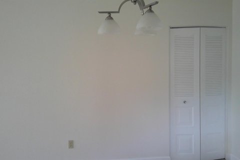 Adosado en alquiler en Port St. Lucie, Florida, 2 dormitorios, 96.71 m2 № 2174085 - foto 8