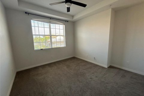 Condominio en alquiler en Lakewood Ranch, Florida, 3 dormitorios, 150.13 m2 № 1620481 - foto 8
