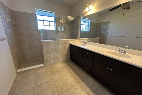 Condominio en alquiler en Lakewood Ranch, Florida, 3 dormitorios, 150.13 m2 № 1620481 - foto 12