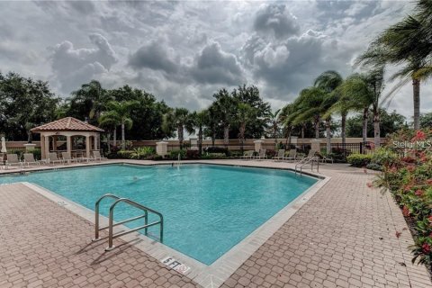Condominio en alquiler en Lakewood Ranch, Florida, 3 dormitorios, 150.13 m2 № 1620481 - foto 18