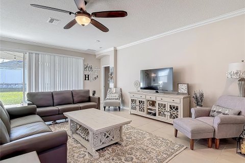 House in San Antonio, Florida 4 bedrooms, 234.86 sq.m. № 1628610 - photo 11