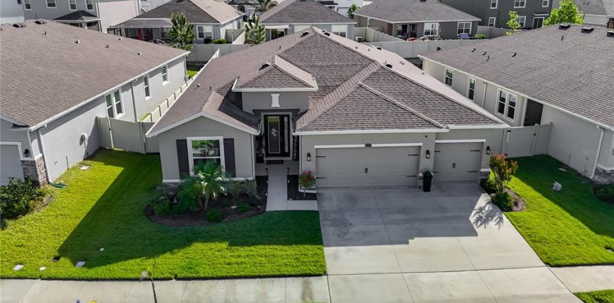 House in San Antonio, Florida 4 bedrooms, 234.86 sq.m. № 1628610