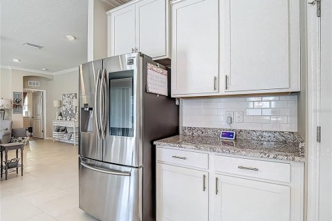 House in San Antonio, Florida 4 bedrooms, 234.86 sq.m. № 1628610 - photo 16