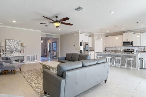 House in San Antonio, Florida 4 bedrooms, 234.86 sq.m. № 1628610 - photo 10