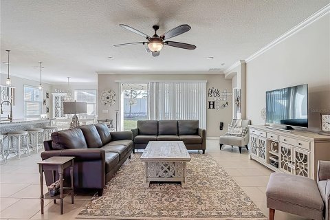 House in San Antonio, Florida 4 bedrooms, 234.86 sq.m. № 1628610 - photo 12
