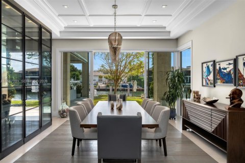 Купить виллу или дом в Корал-Гейблс, Флорида 6 спален, 672.33м2, № 2033728 - фото 6