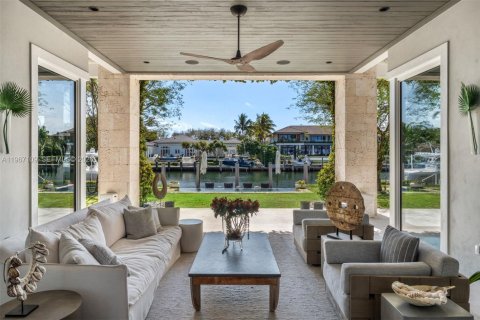 Купить виллу или дом в Корал-Гейблс, Флорида 6 спален, 672.33м2, № 2033728 - фото 27