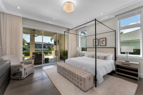 Купить виллу или дом в Корал-Гейблс, Флорида 6 спален, 672.33м2, № 2033728 - фото 25