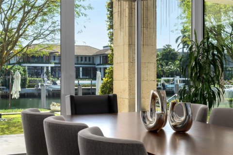 Купить виллу или дом в Корал-Гейблс, Флорида 6 спален, 672.33м2, № 2033728 - фото 23