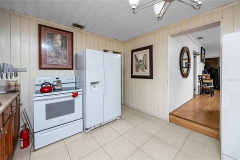 House in Largo, Florida 3 bedrooms, 93.65 sq.m. № 1751286 - photo 16