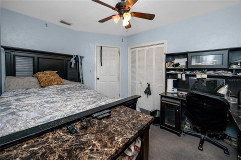 House in Largo, Florida 3 bedrooms, 93.65 sq.m. № 1751286 - photo 25