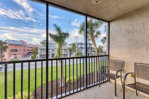 Condo in Sarasota, Florida, 2 bedrooms № 2199438 - photo 26