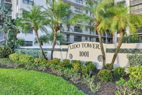 Condo in Sarasota, Florida, 2 bedrooms № 2199438